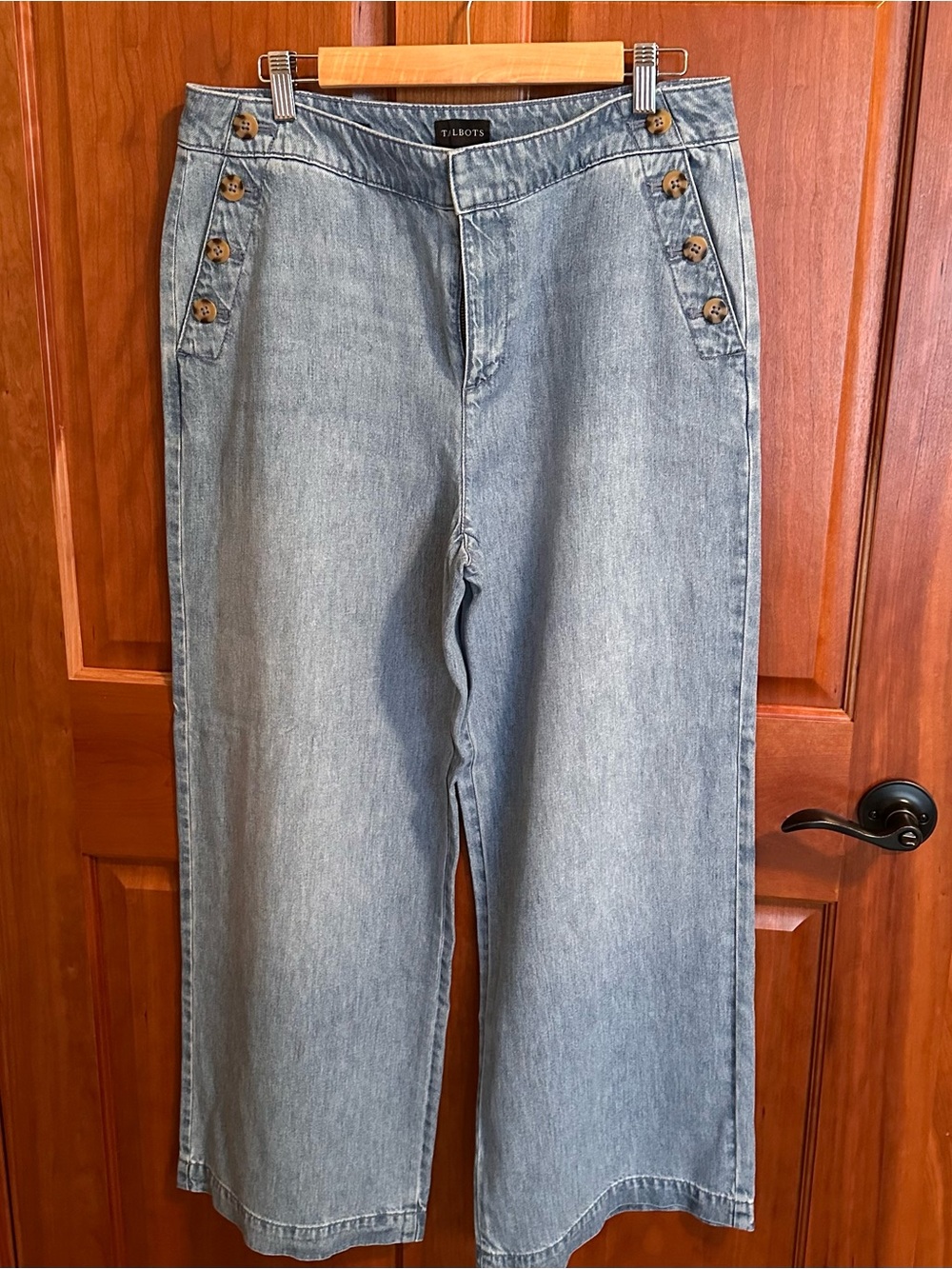 Talbots Light Blue Wide-Leg Button-Accent Jeans